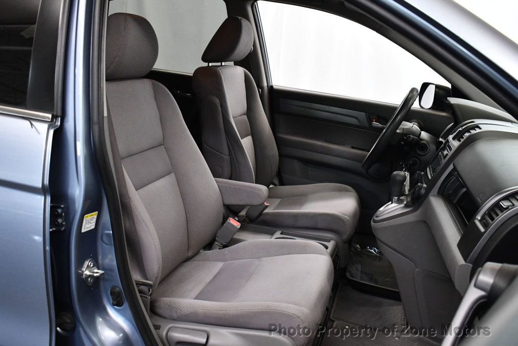 Used 2009 Honda CR-V LX image 12