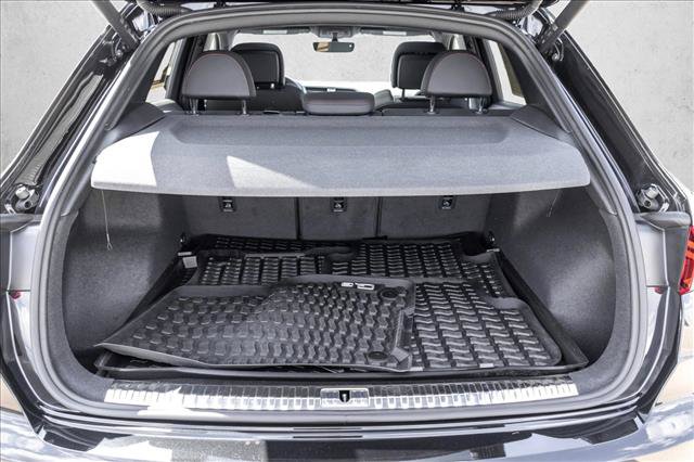 Certified 2025 Audi Q3 2.0T Premium Plus AWD/4WD image 22