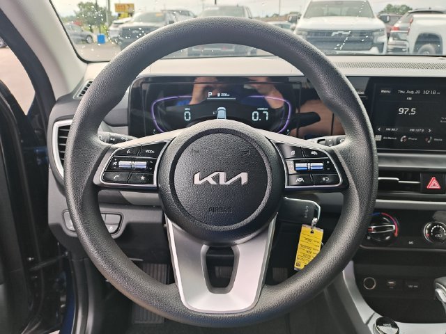 Used 2026 Kia Seltos LX FWD image 18
