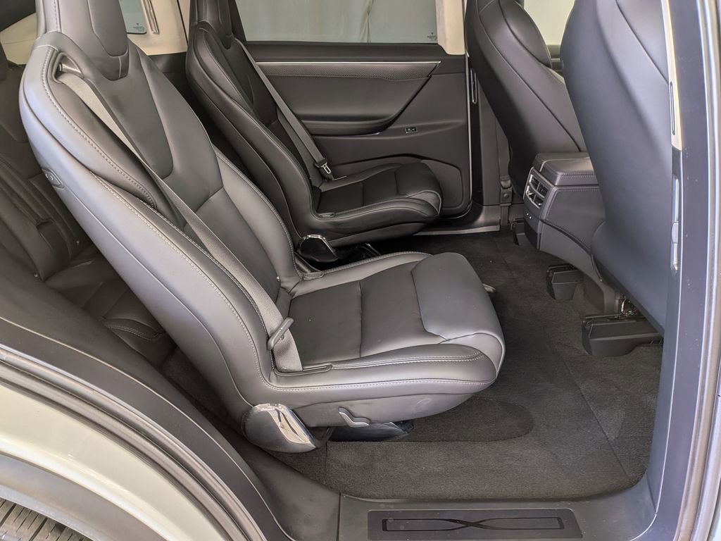 Used 2018 Tesla Model X P100D image 33