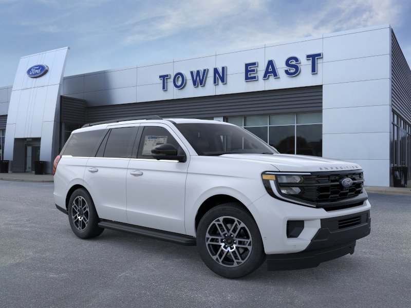 New 2026 Ford Expedition Active image 7