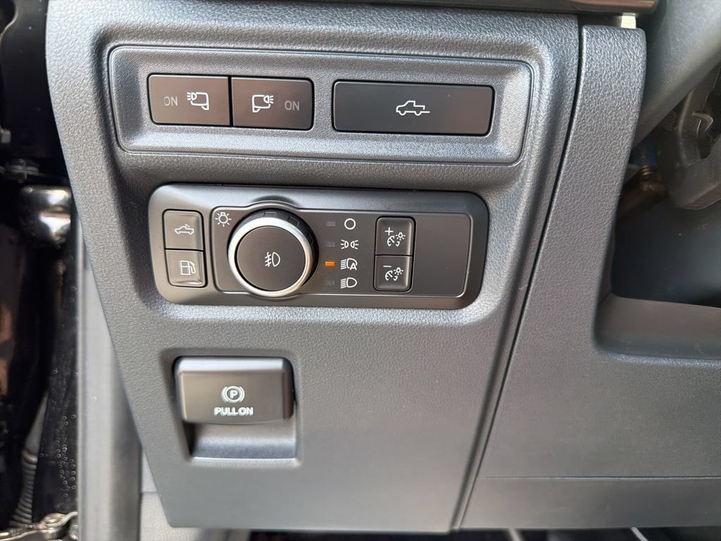 Used 2022 Ford F150 XLT w/ Equipment Group 302A High AWD/4WD image 11
