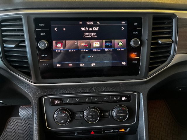 Used 2020 Volkswagen Atlas SE w/ Panoramic Sunroof Package FWD image 18