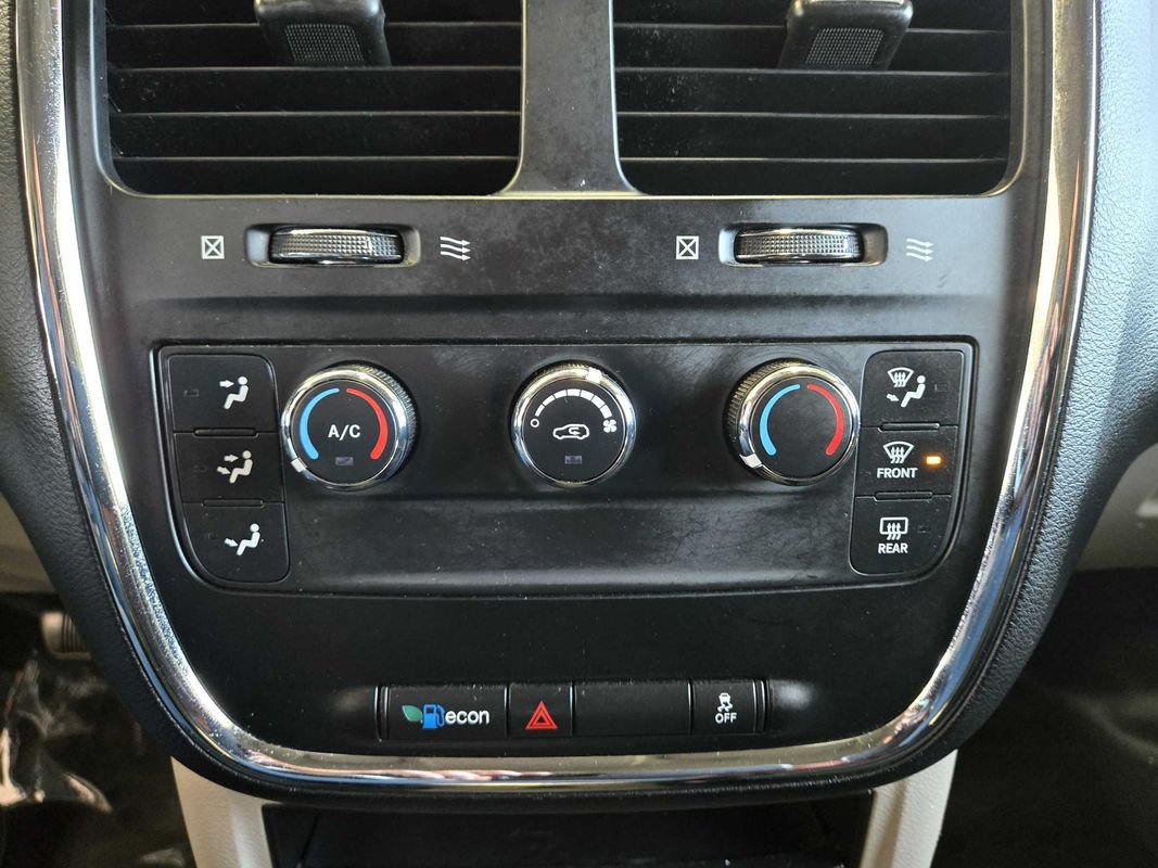 Used 2014 RAM C/V Tradesman w/ UConnect Hands-Free Group FWD image 15