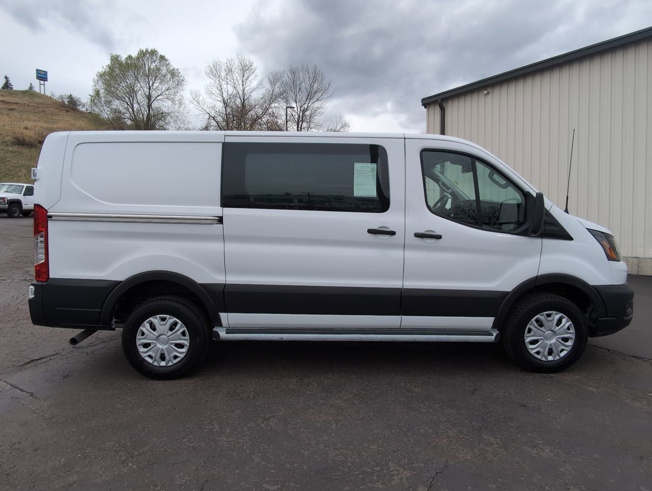Used 2024 Ford Transit 250 Low Roof w/ Exterior Upgrade Package image 8