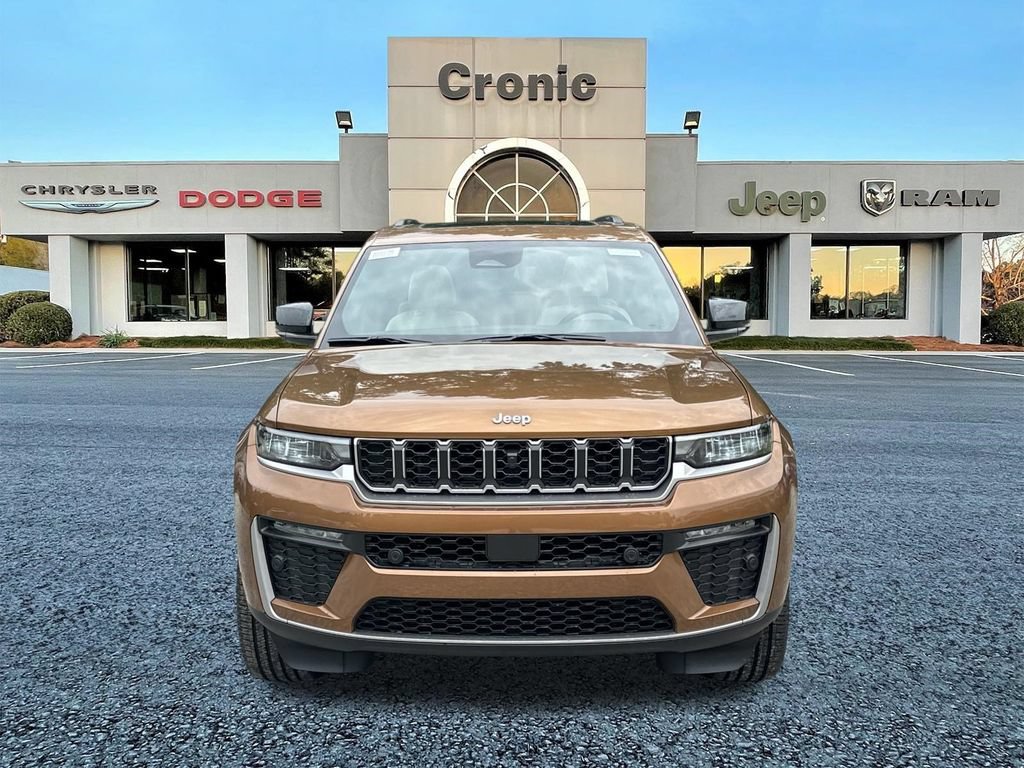 New 2026 Jeep Grand Cherokee L Limited w/ Luxury Tech Group II AWD/4WD image 8