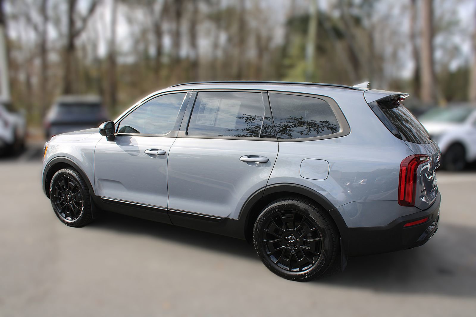 Used 2022 Kia Telluride SX w/ SX Prestige Package image 6