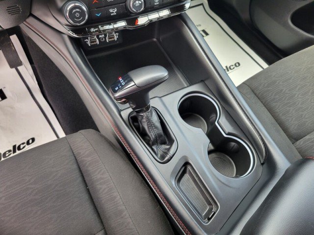 Used 2025 Dodge Durango GT RWD image 17