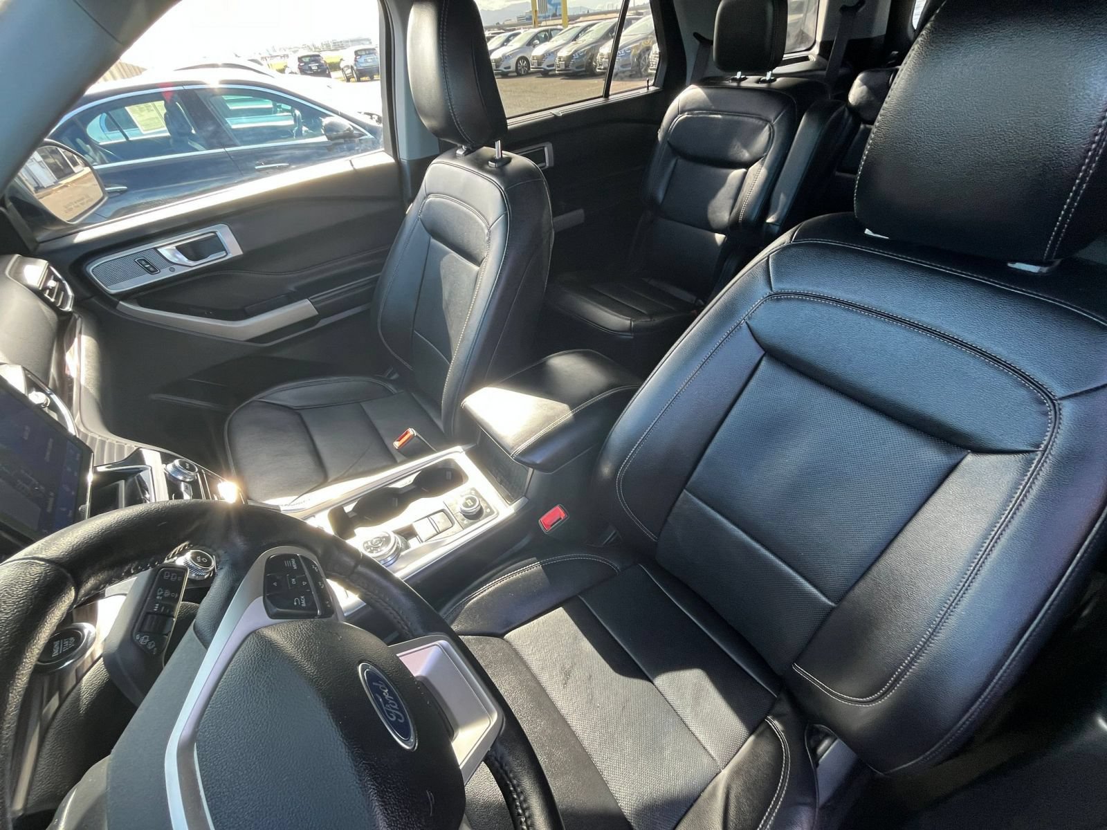 Used 2024 Ford Explorer Limited AWD/4WD image 36