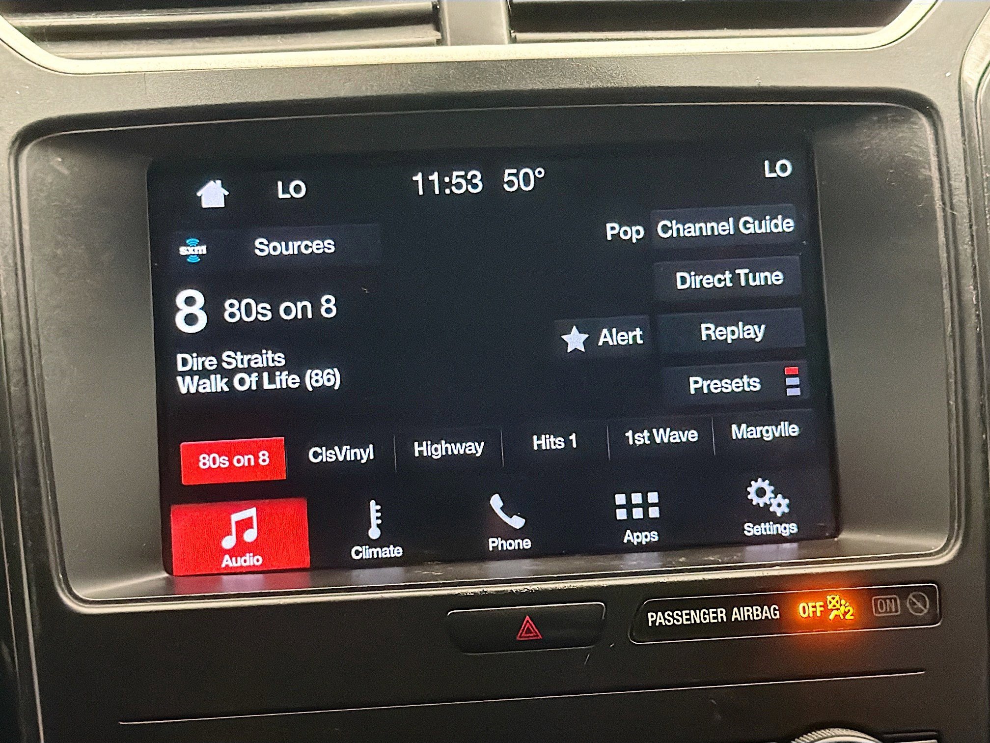 Used 2018 Ford Explorer XLT w/ Equipment Group 201A image 9