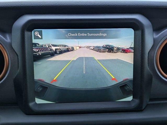 Used 2023 Jeep Gladiator Mojave w/ Trailer Tow Package AWD/4WD image 21