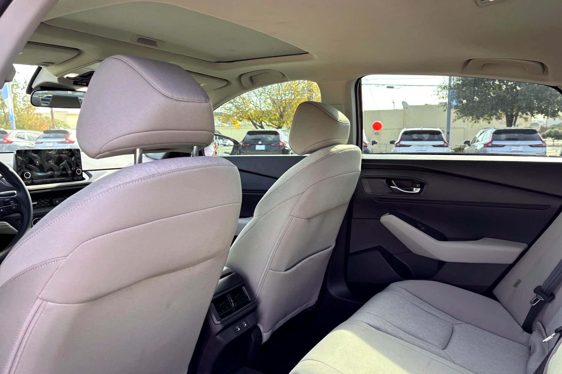 Used 2025 Honda Accord SE image 29