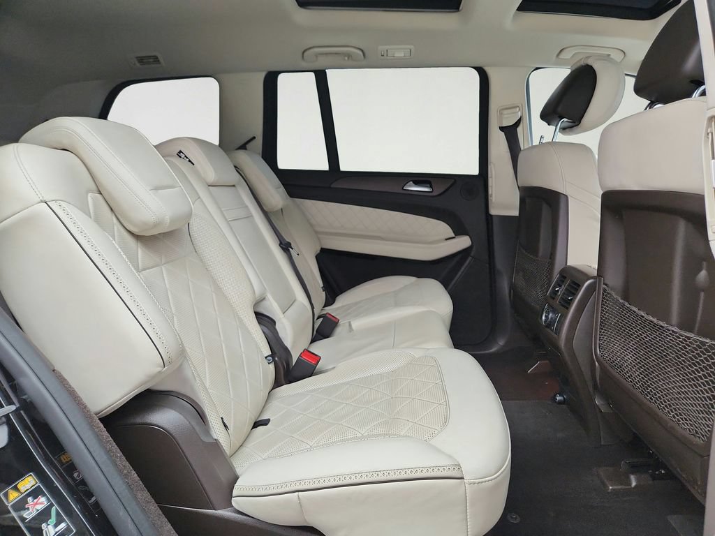 Used 2019 Mercedes-Benz GLS 450 4MATIC image 38