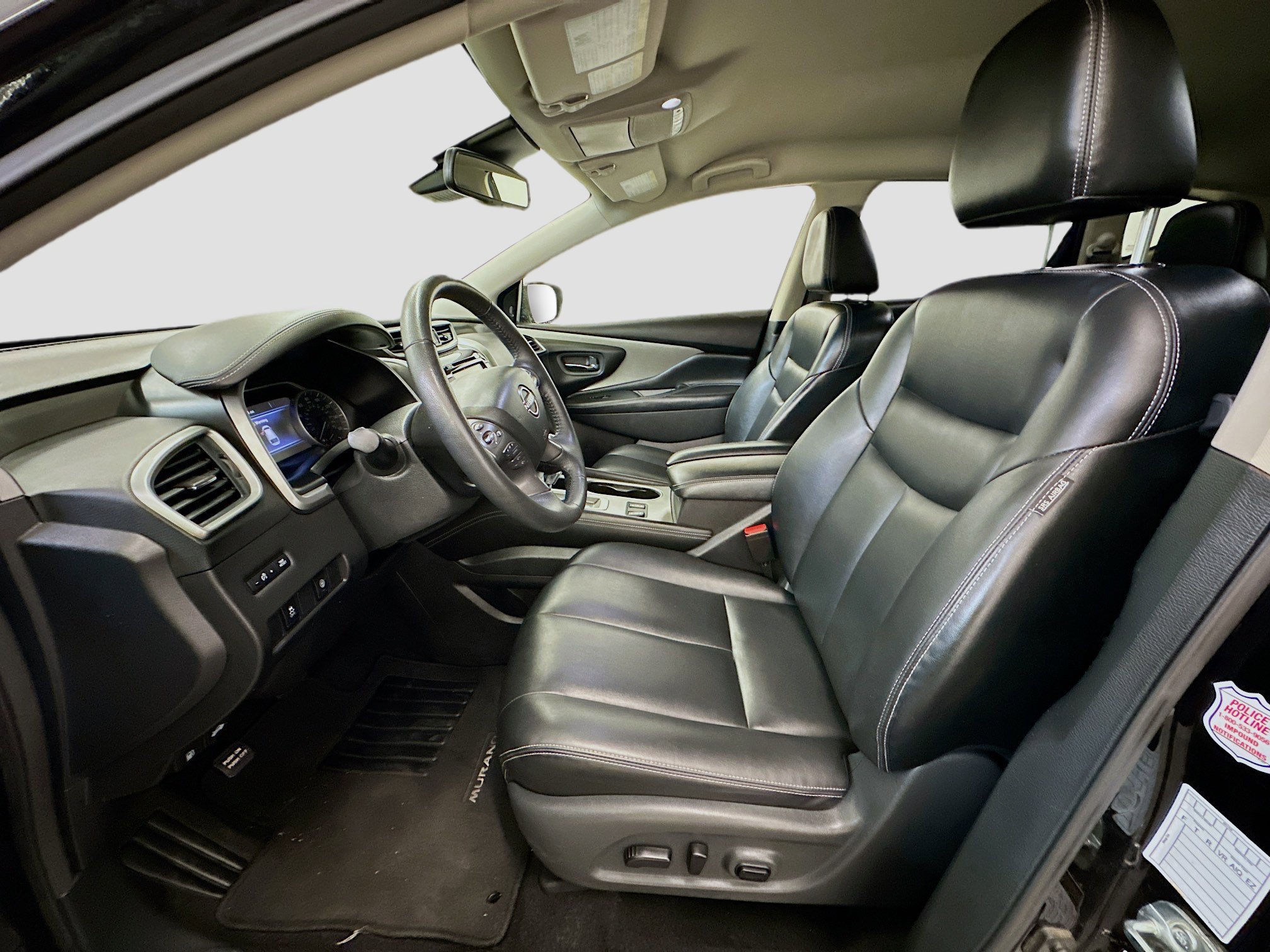 Used 2023 Nissan Murano SV image 13