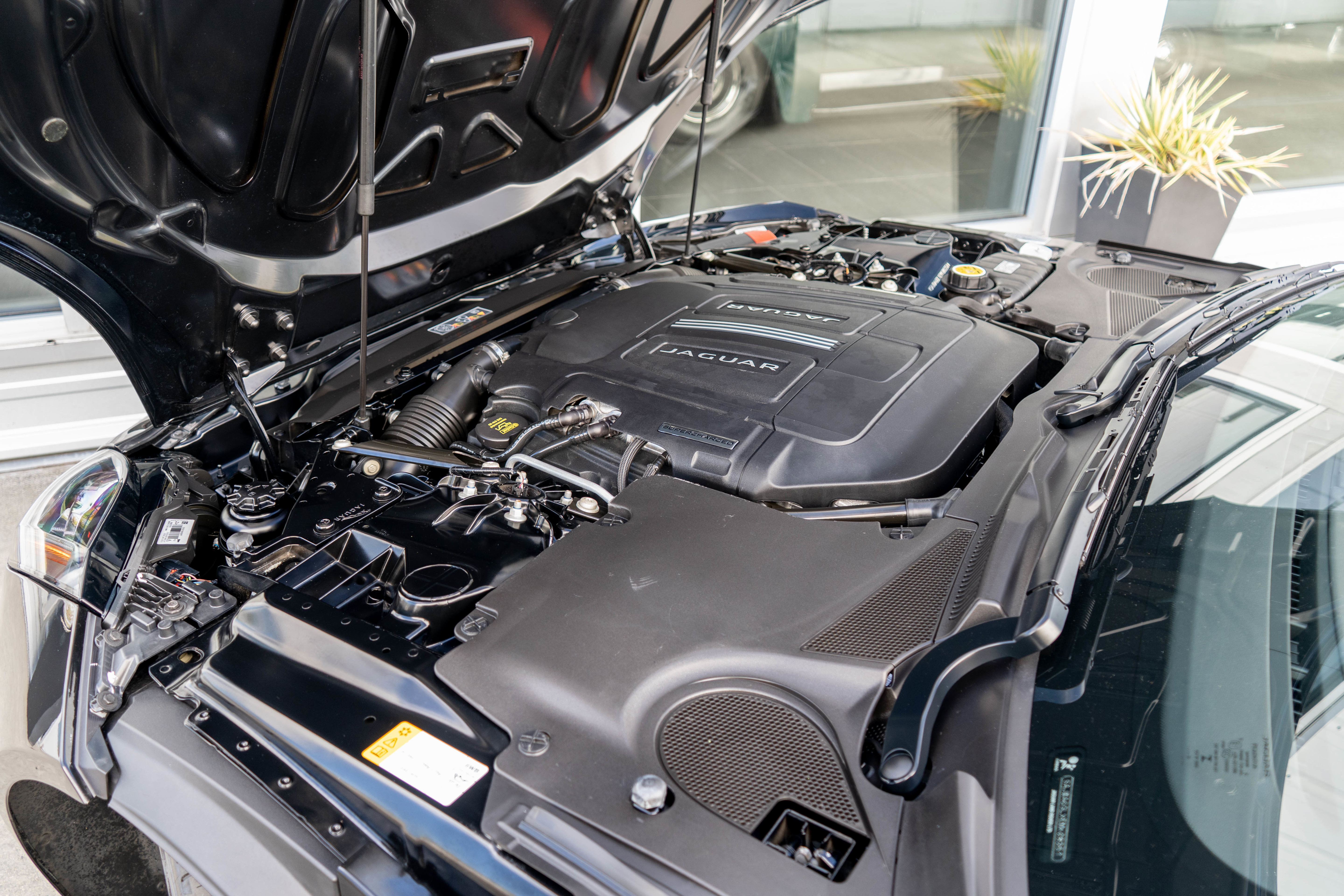 Used 2014 Jaguar F-TYPE S RWD image 29