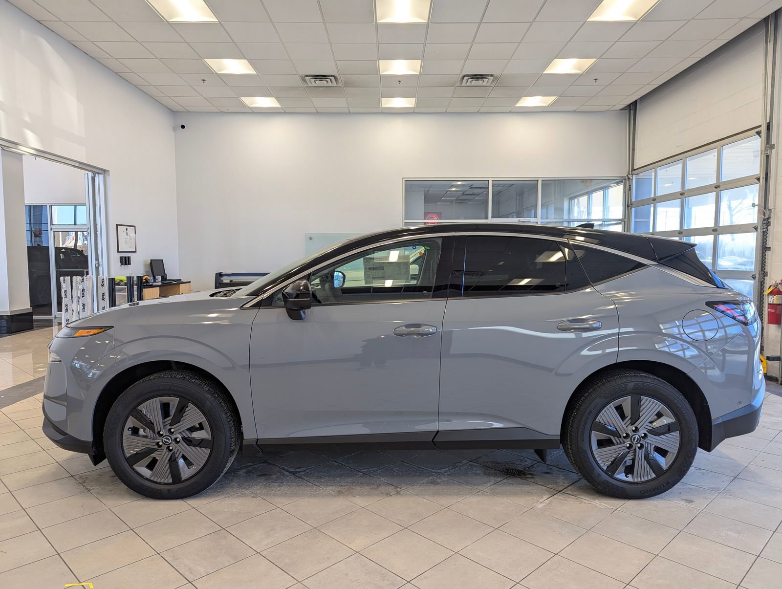 New 2025 Nissan Murano SL image 5