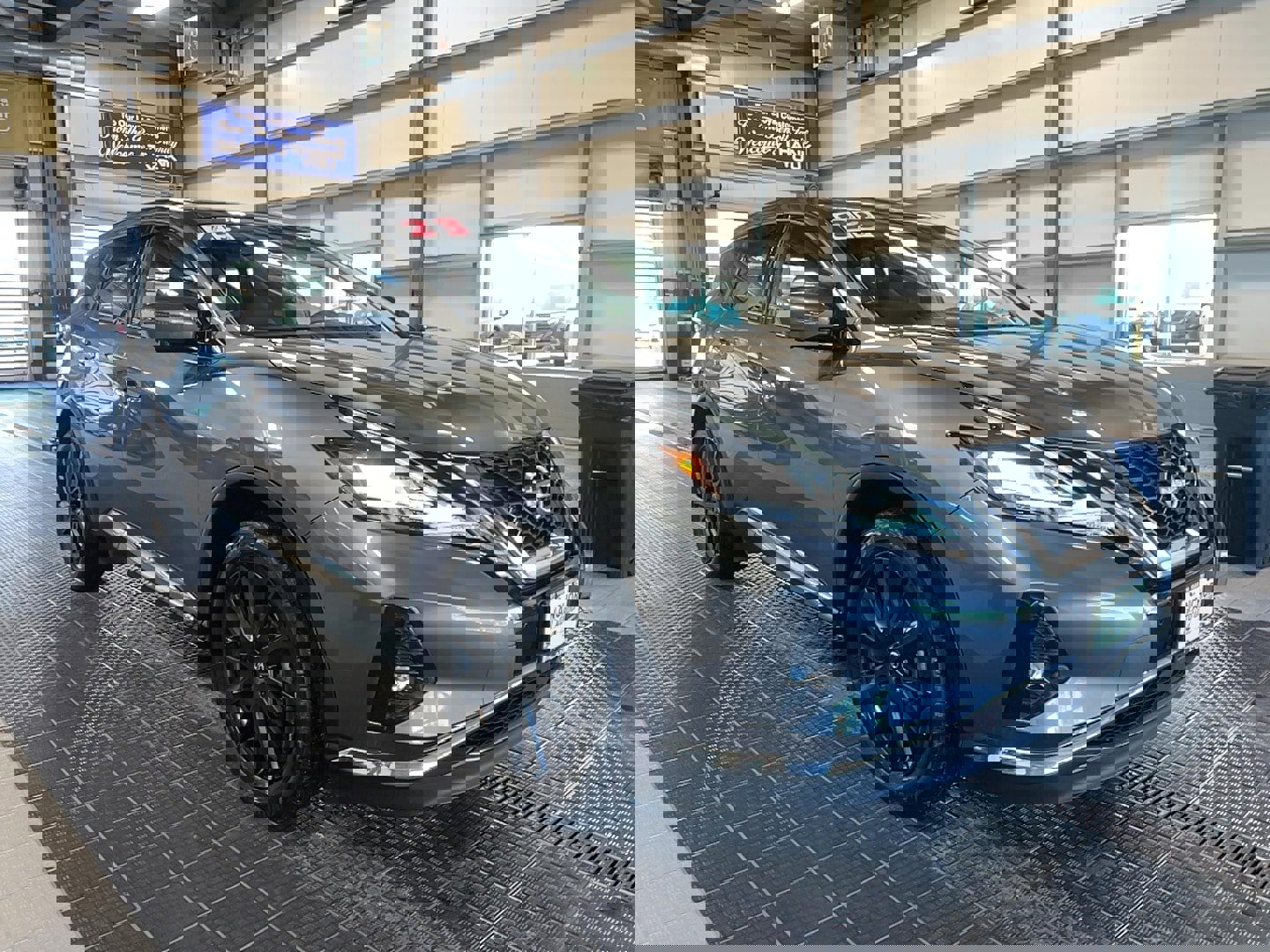 Used 2023 Nissan Murano SL w/ SL Moonroof Package image 1