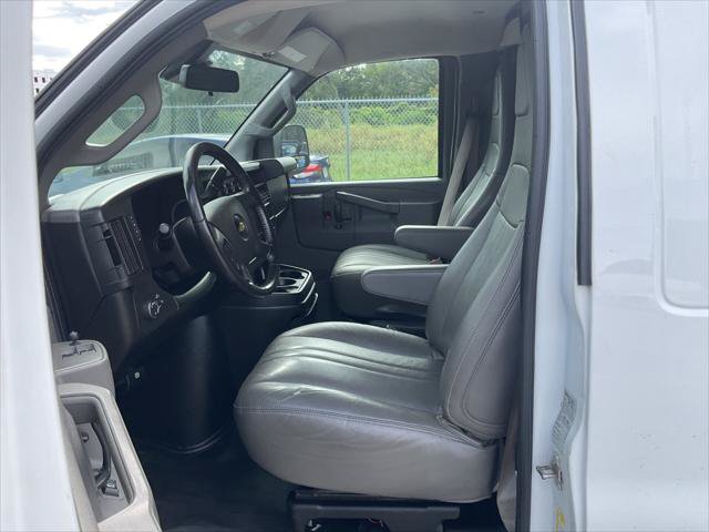 Used 2021 Chevrolet Express 2500 w/ Driver Convenience Package RWD image 11