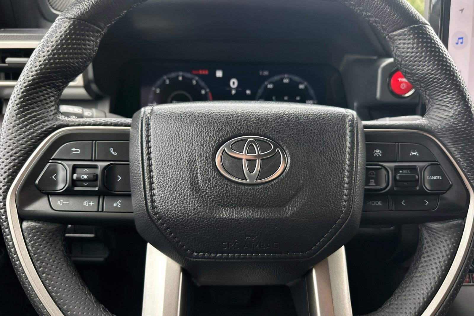 Used 2025 Toyota Tacoma TRD Off-Road w/ TRD Off Road Premium Package AWD/4WD image 21