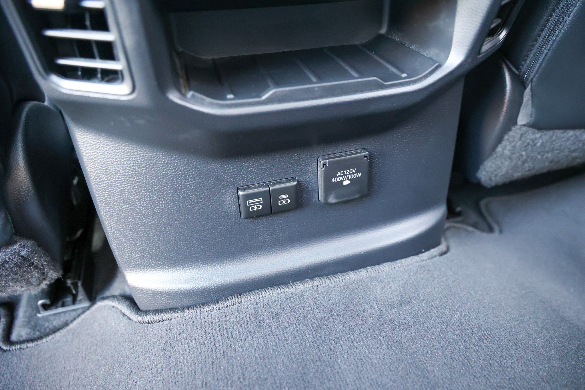 Used 2022 Toyota Tundra Limited RWD image 46