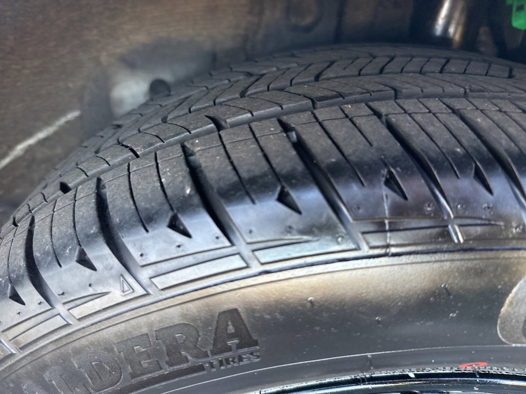 Used 2014 Toyota Prius Two image 11