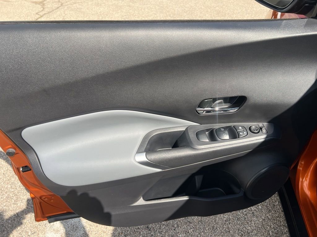Certified 2023 Nissan Kicks SR w/ SR Premium Package FWD image 7