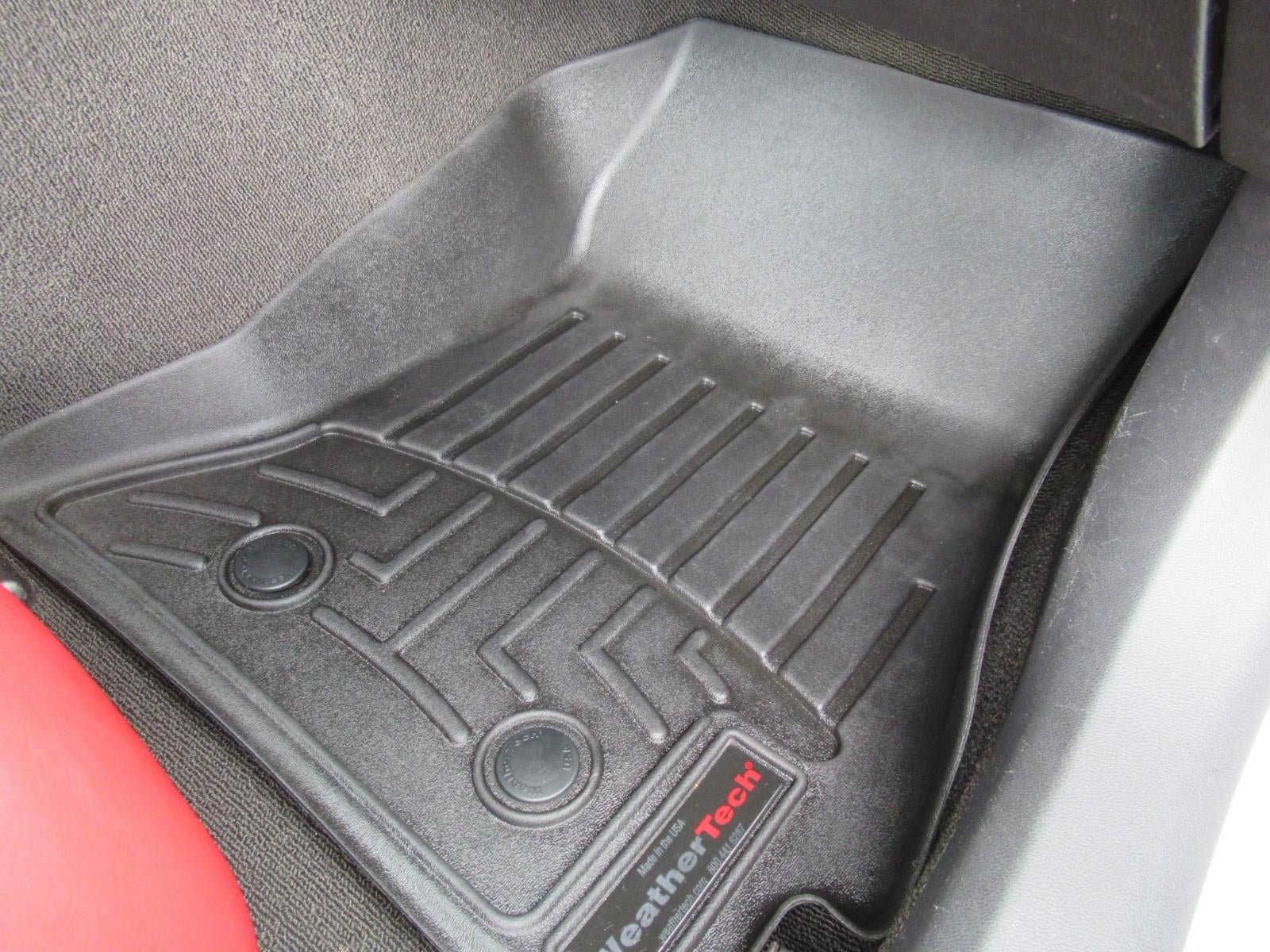 Used 2016 Chevrolet Corvette Stingray Coupe RWD image 32