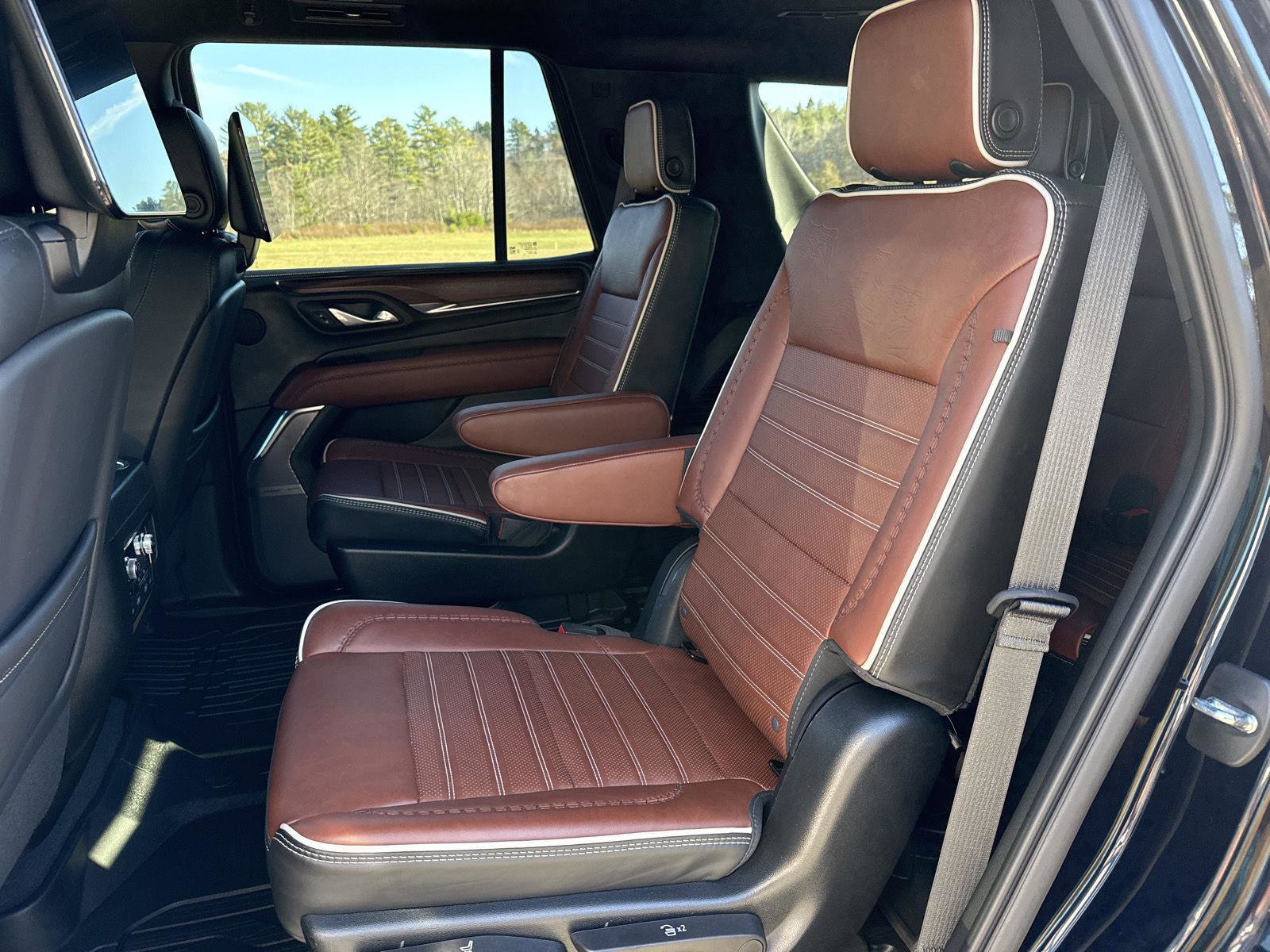 Used 2023 GMC Yukon Denali Ultimate image 14