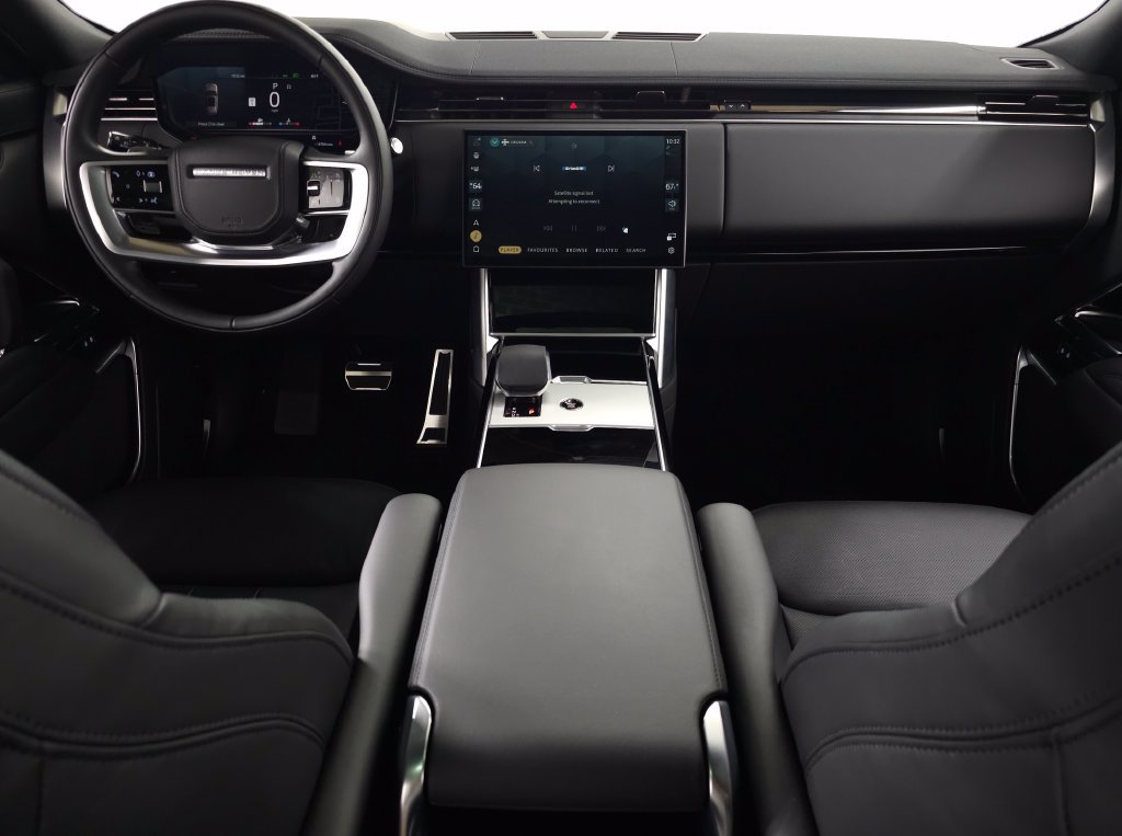 New 2026 Land Rover Range Rover SE AWD/4WD image 14