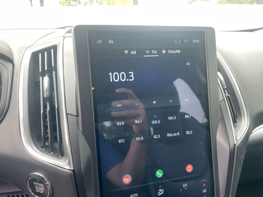 Used 2024 Ford Edge Titanium image 43