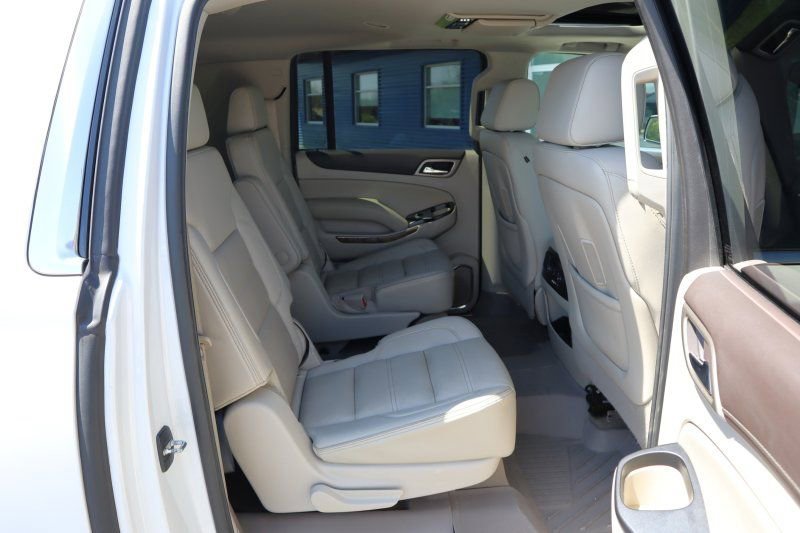 Used 2016 GMC Yukon XL Denali w/ Open Road Package AWD/4WD image 21