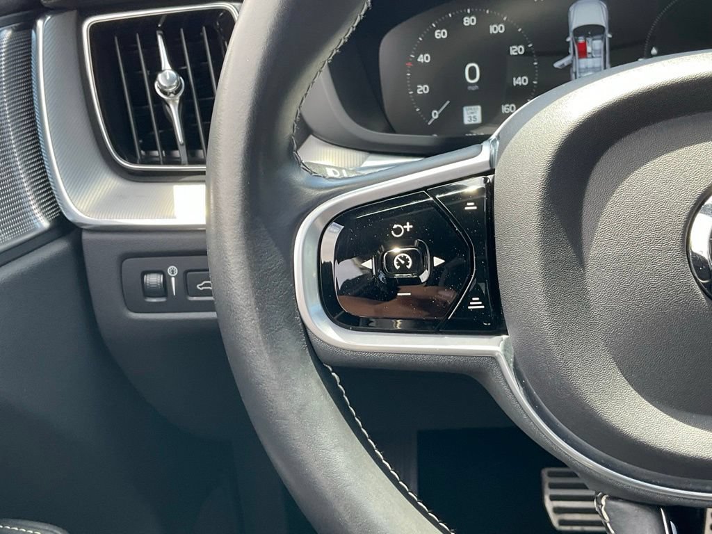 Used 2021 Volvo XC60 T8 R-Design w/ Advanced Package AWD/4WD image 40