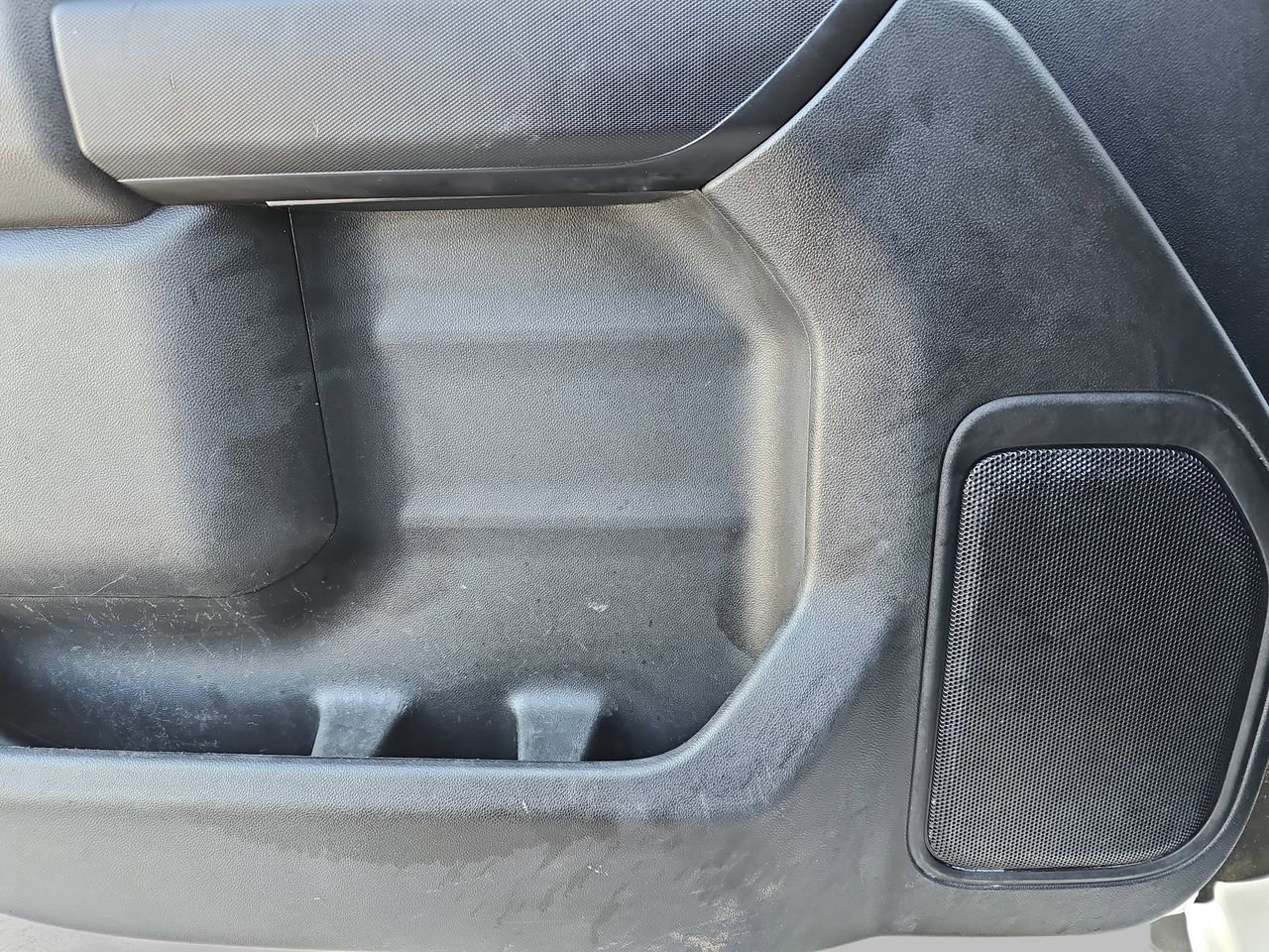 Used 2024 GMC Sierra 1500 Pro w/ Graphite Edition image 31