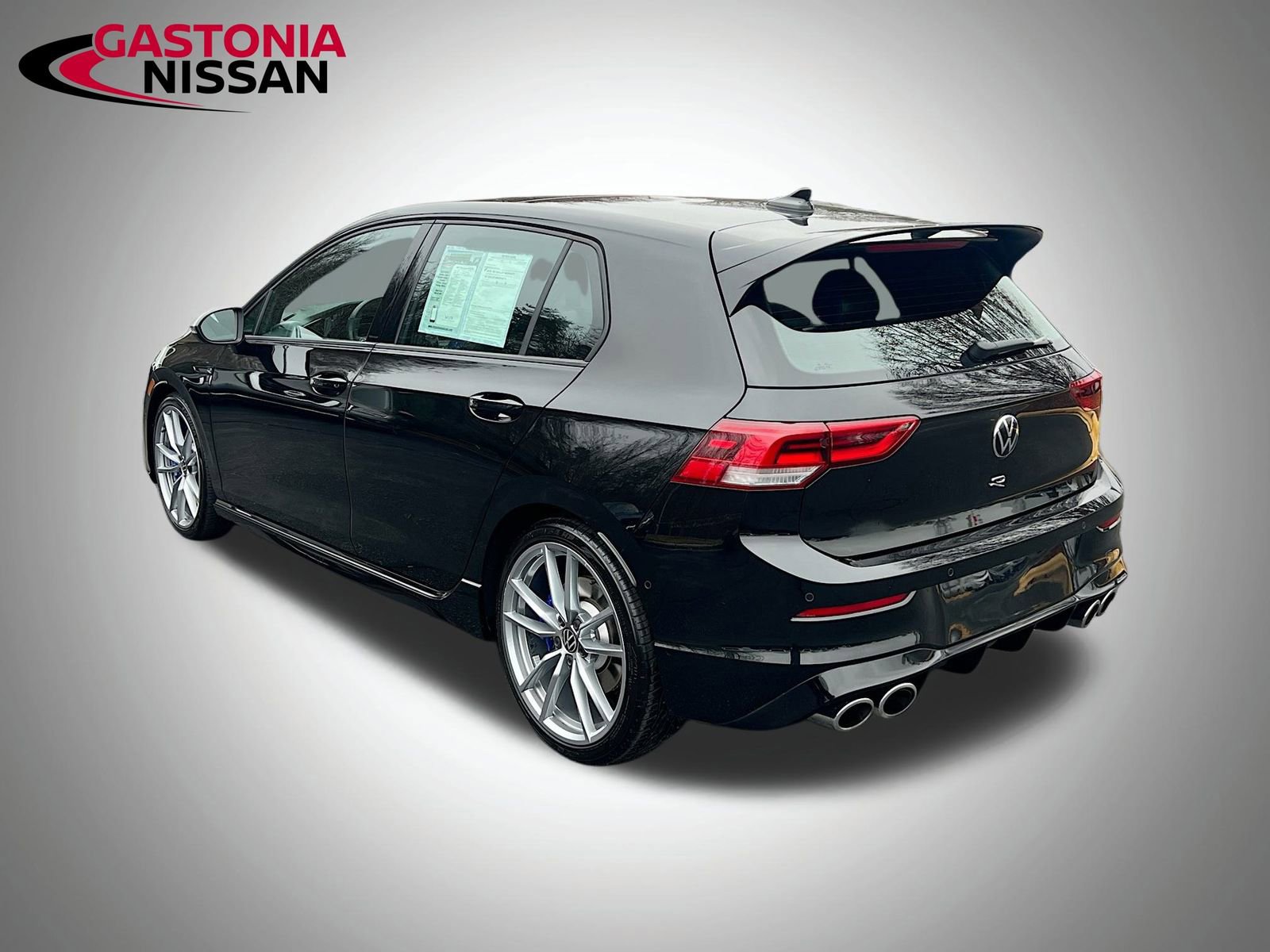 Used 2024 Volkswagen Golf R image 6