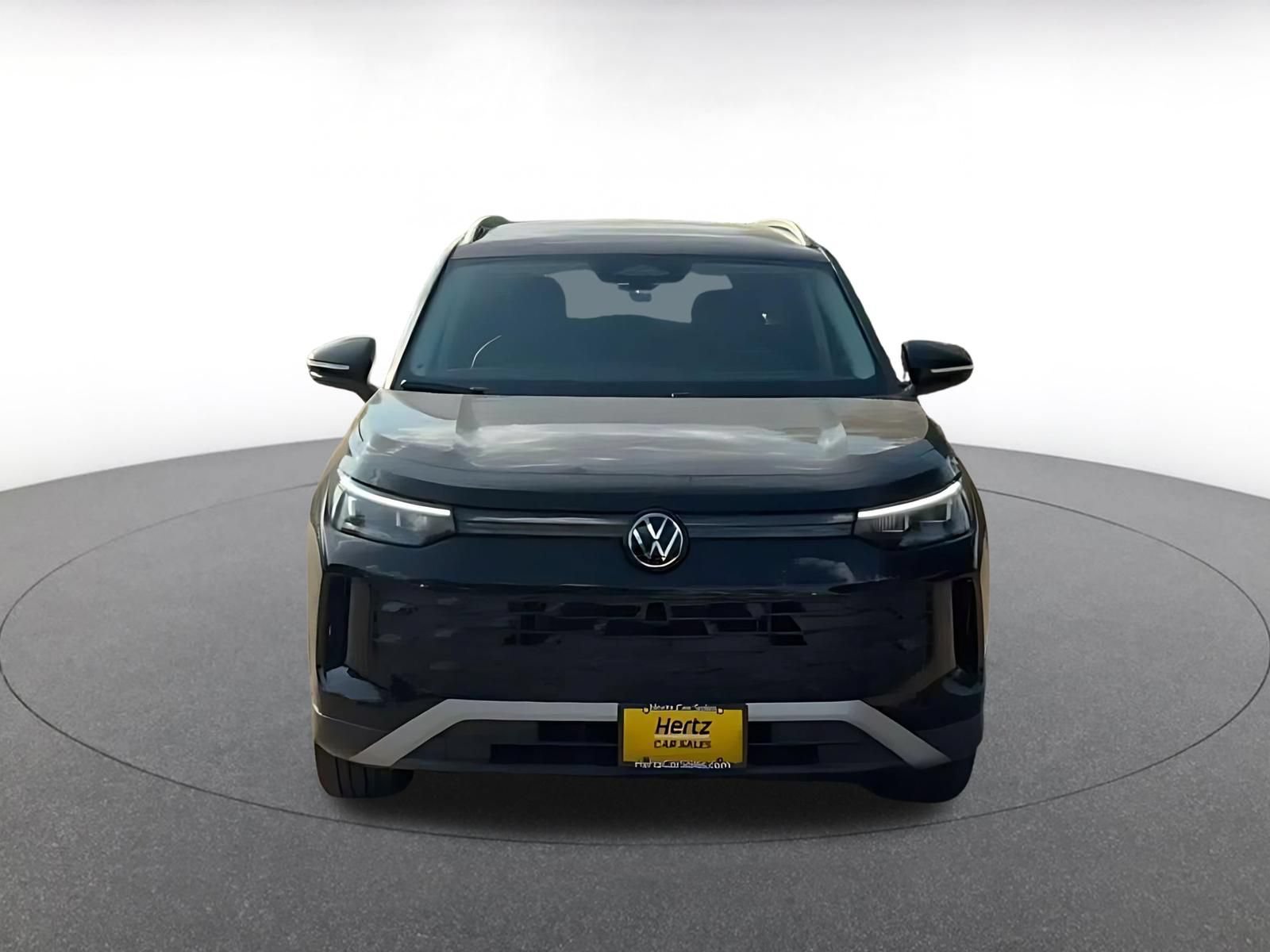 Used 2026 Volkswagen Tiguan SE AWD/4WD image 4
