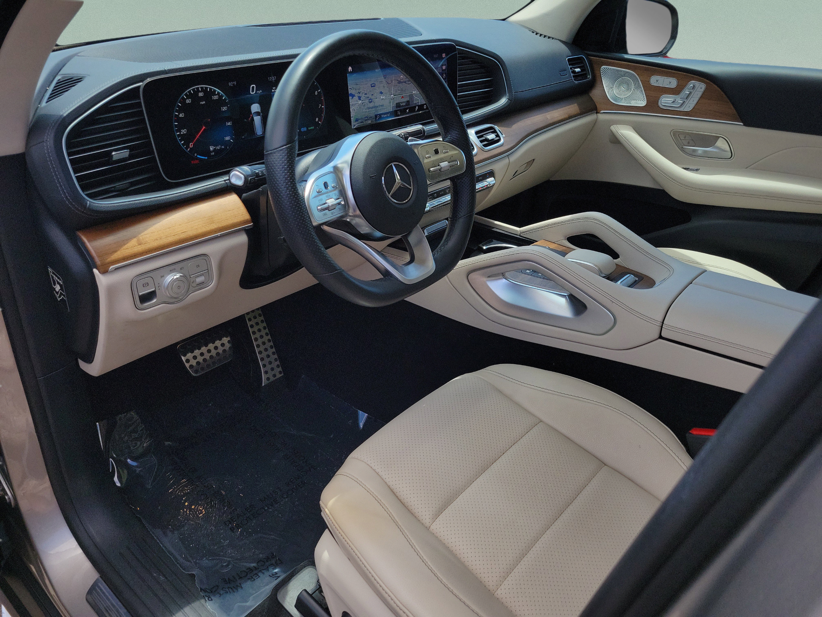 Used 2023 Mercedes-Benz GLS 450 4MATIC image 15