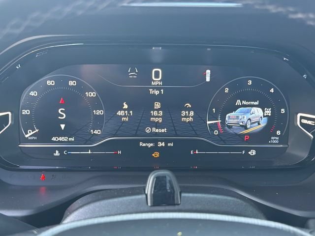 Used 2024 GMC Yukon Denali Ultimate AWD/4WD image 28
