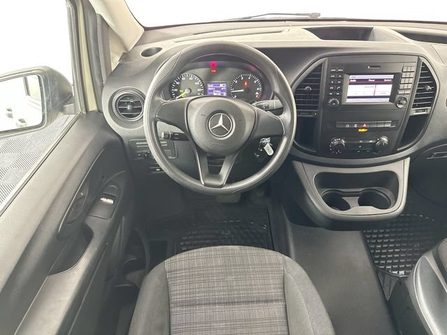 Used 2018 Mercedes-Benz Metris image 11