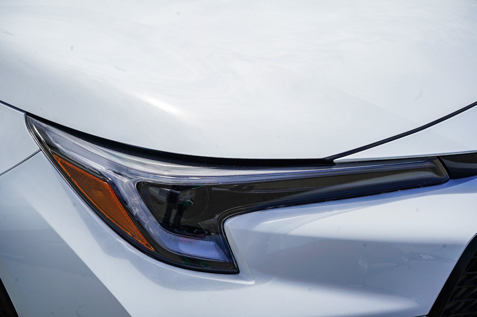 Certified 2025 Toyota Corolla SE w/ SE Premium Package FWD image 11