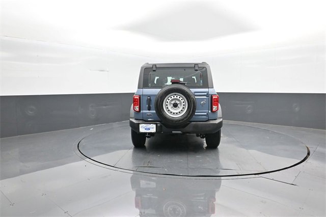 New 2025 Ford Bronco Base image 6