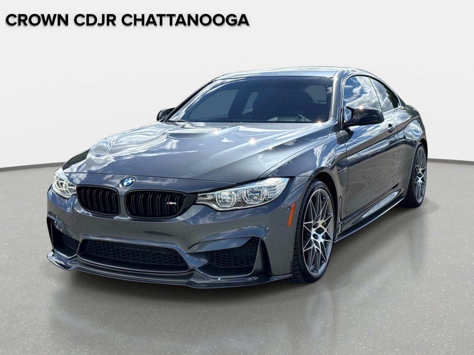 Used 2017 BMW M4 Coupe RWD image 8