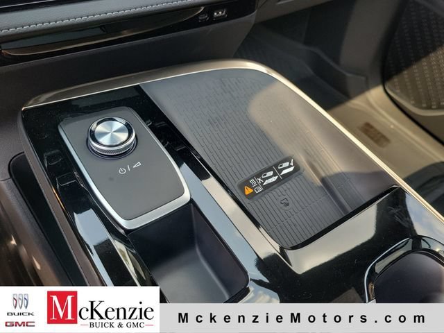 New 2026 Buick Enclave Avenir w/ Super Cruise Package FWD image 17