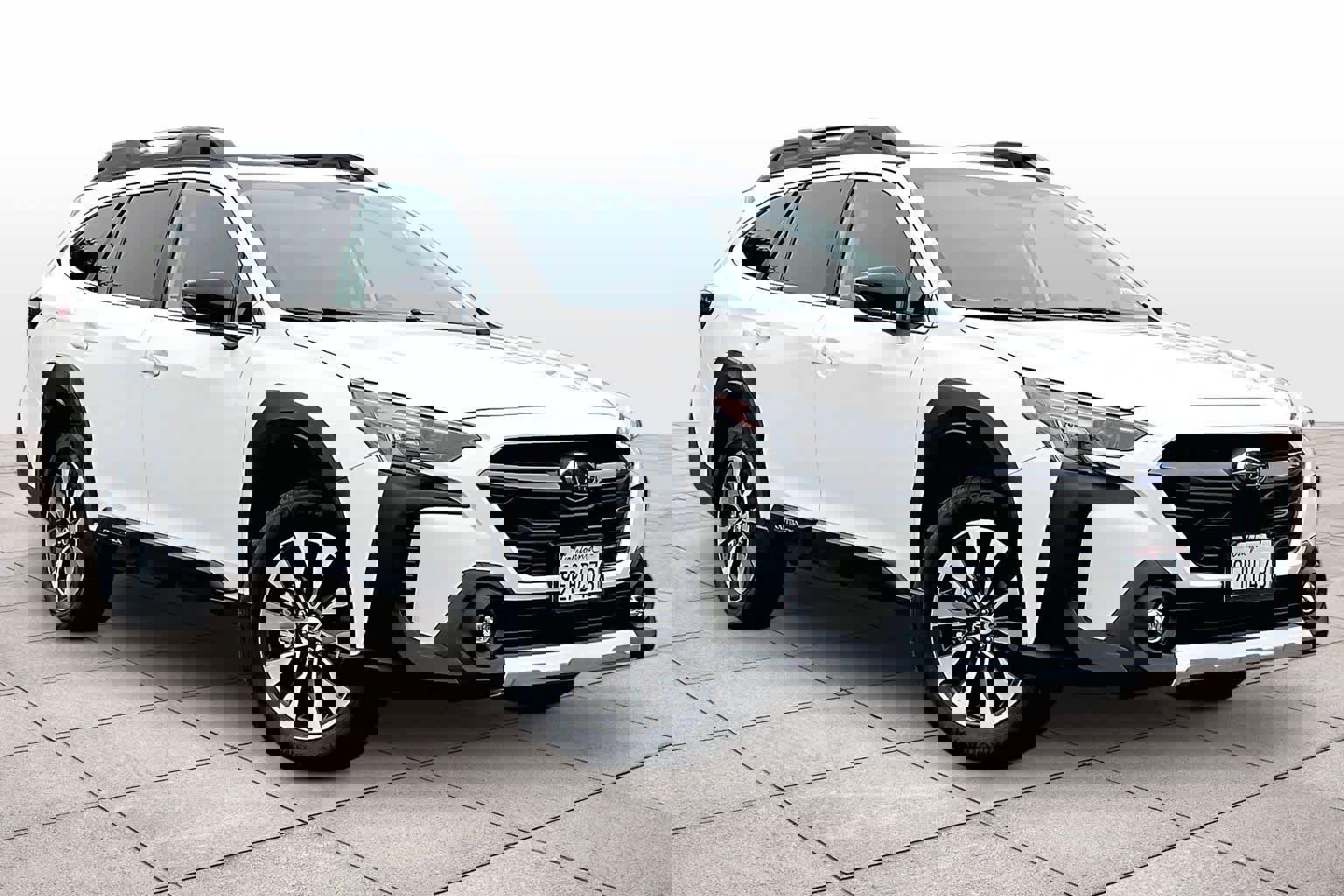 Used 2023 Subaru Outback Limited image 2