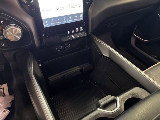 Used 2023 RAM 1500 Laramie AWD/4WD image 26