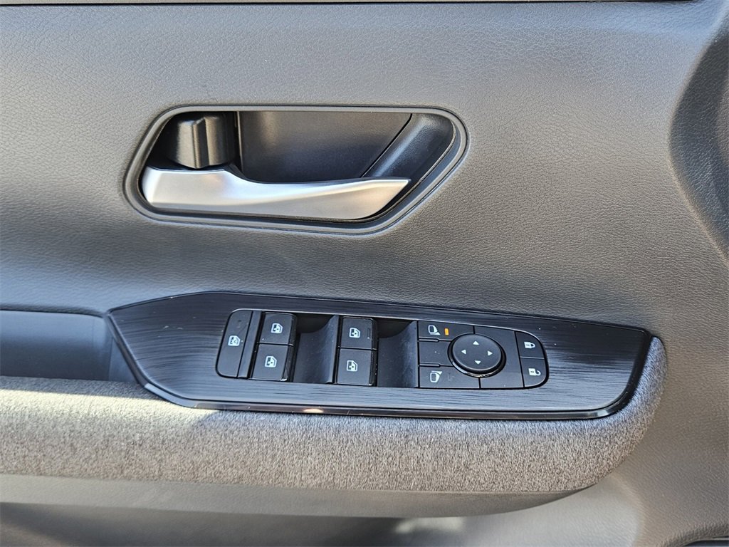 New 2026 Nissan Kicks SV image 27