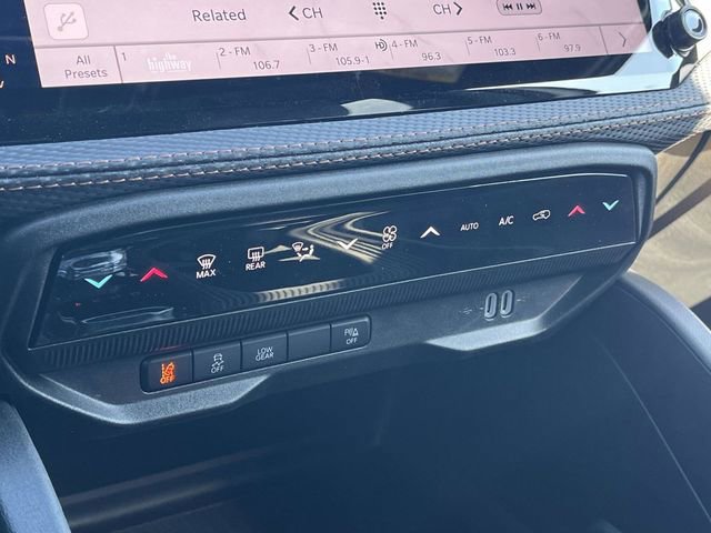 New 2026 Jeep Cherokee Limited image 25