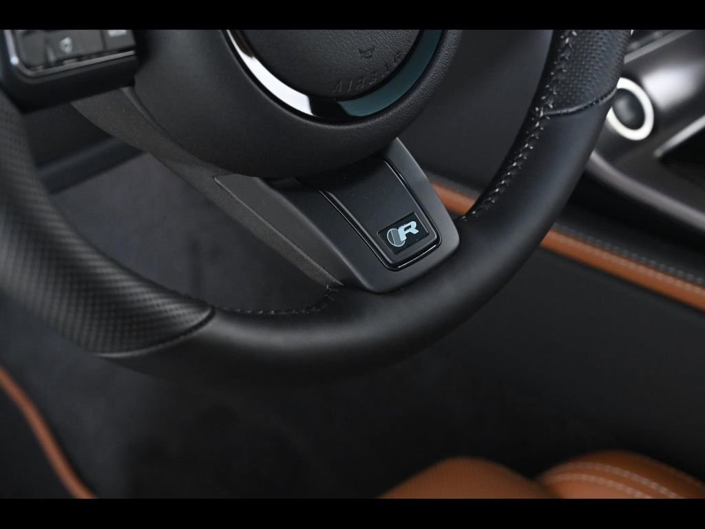 Used 2024 Jaguar F-TYPE R AWD/4WD image 18