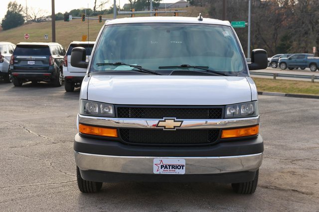 Used 2024 Chevrolet Express 2500 w/ Driver Convenience Package image 2