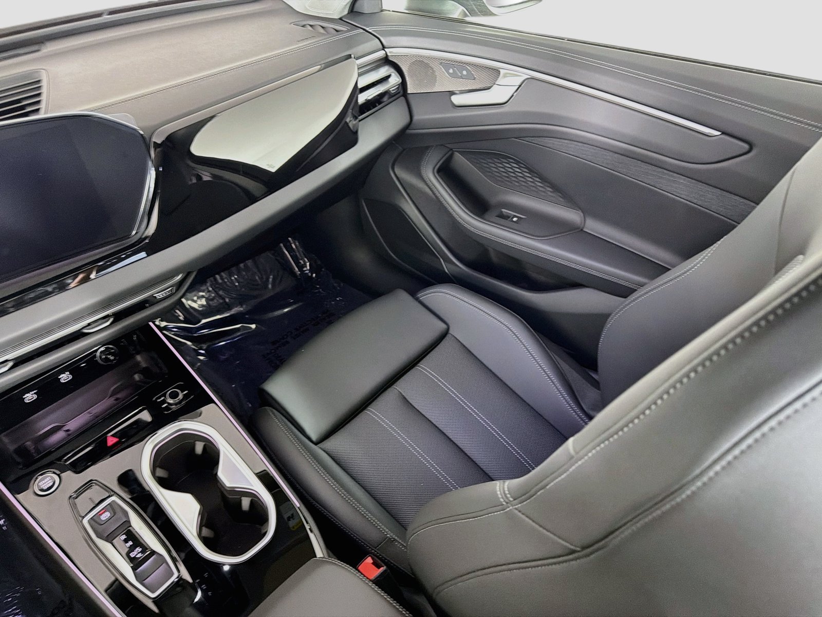 New 2026 Audi A6 Premium Plus AWD/4WD image 24