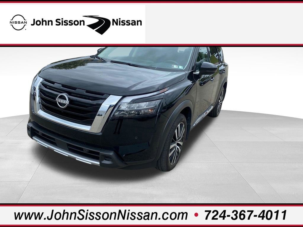 Used 2025 Nissan Pathfinder Platinum w/ Cargo Package